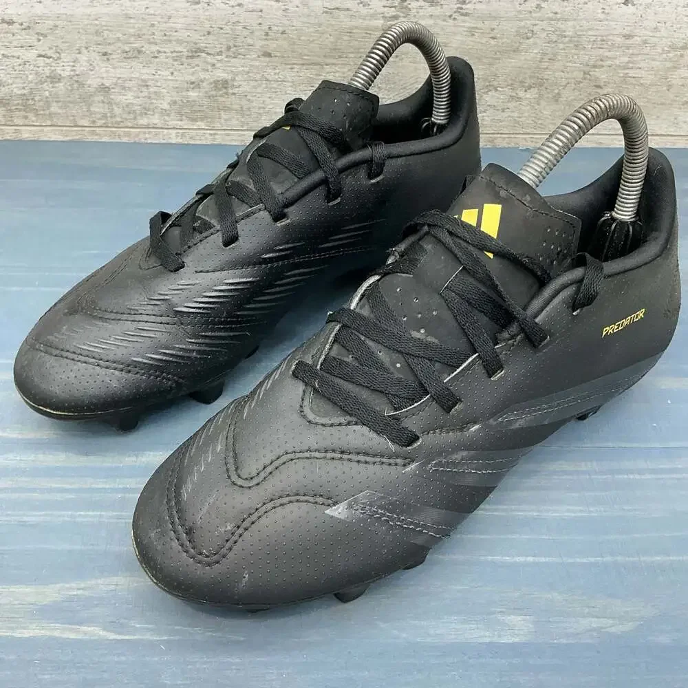 Adidas Predator Club L FG Soccer Cleats Black Gold Men's Size 6.5 IF6345